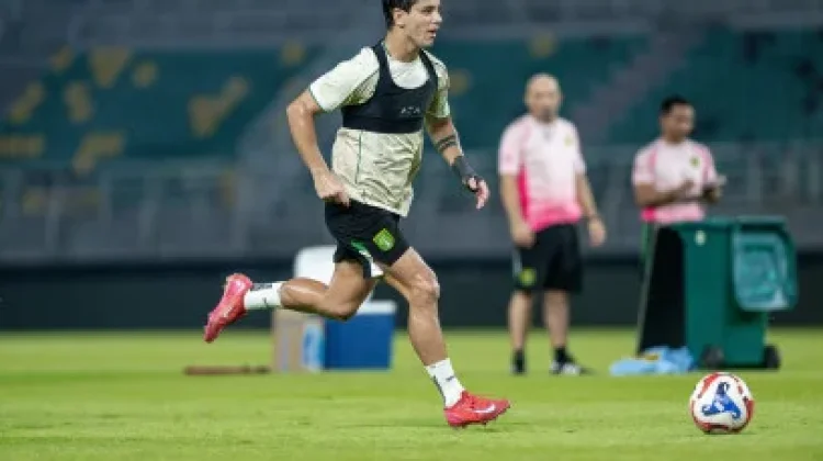 Persebaya Liburkan Pemain hingga 23 Maret, Kondisi Fisik Dipantau