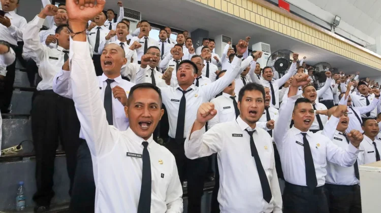 PPPK Paruh Waktu Surabaya Dapat THR Rp2 Juta, Pegawai: di Luar Ekspektasi