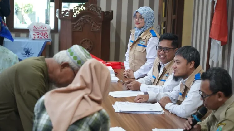Sambut Idul Fitri PLN UIT JBM Salurkan 250 Santunan Dhuafa
