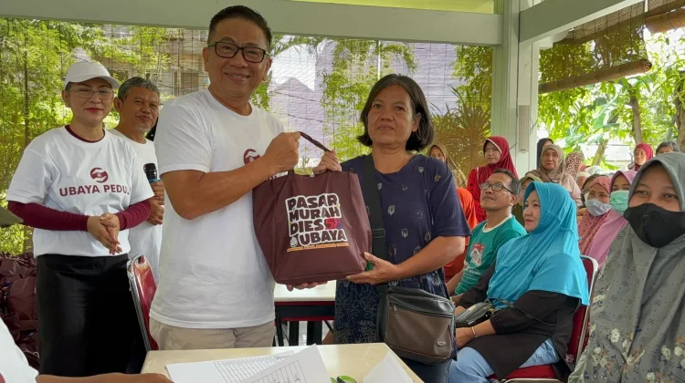 Gelar Pasar Murah, Ubaya Sediakan Seribu Paket Sembako Harga Terjangkau