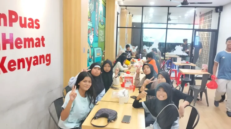 Bukber Jadi Ajang Silaturahmi dan Temu Kangen