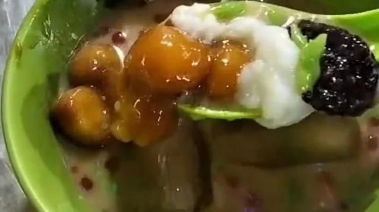Dawet Blauran Khas Surabaya Segar Gurih