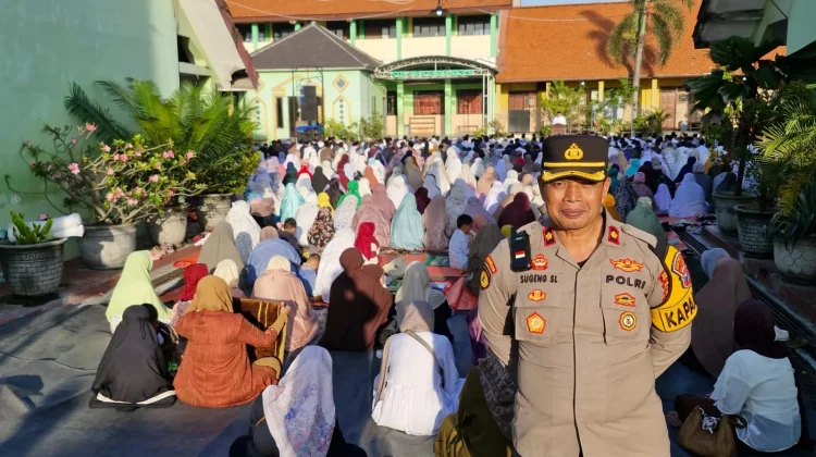Warga di Balongbendo Gelar Salat Idul Fitri Lebih Awal, Polisi Imbau Jaga Toleransi