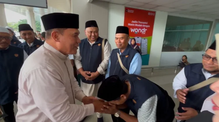 Aktivitas Umrah Terpantau Aman, Penerbangan ke Arab Kembali Normal