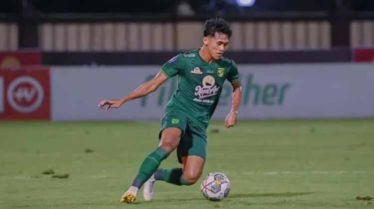 Bek Persebaya Catur Pamungkas Kembali Siap Perkuat Persebaya