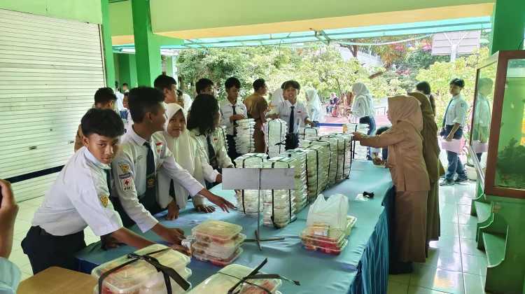 Sebanyak 8,57 Juta Warga Jatim Terima Program Makan Bergizi Gratis