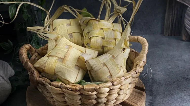 Makna dan Tradisi Lebaran Ketupat di Jawa Timur