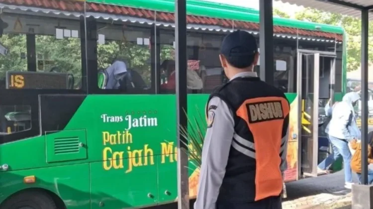Arus Mudik dan Balik Lebaran 2026 di Terminal Mojokerto Stabil
