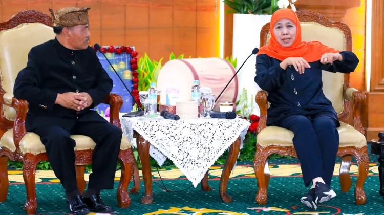 Khofifah Inisiasi Perda Masyarakat Adat