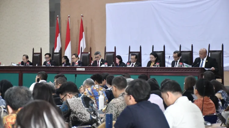 KPPU Putus 97 Pinjol Bersalah, Denda Rp755 Miliar