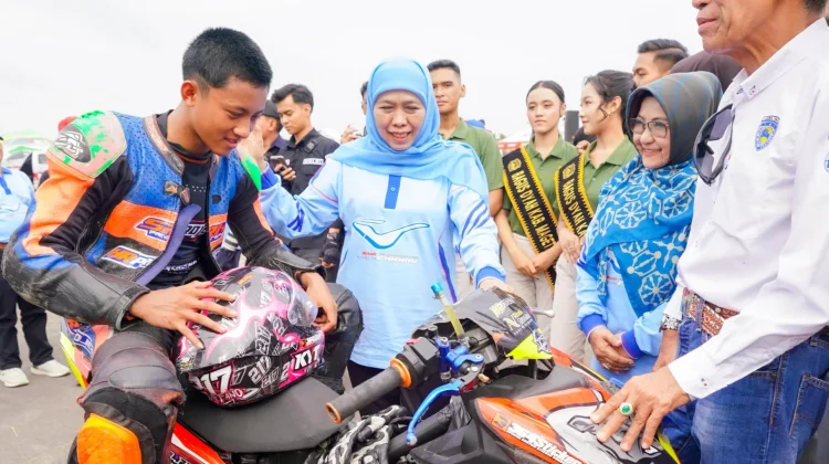 Resmikan Sirkuit, Khofifah Buka Jatim Racing Series 2026