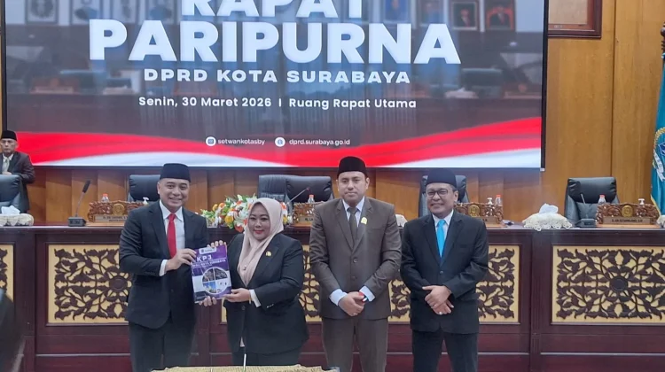 Pemkot Surabaya dan DPRD Sahkan Perda Penataan Ruang dan Rusunami