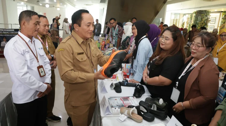 Surabaya Genjot Ekspor IKM lewat Coaching Clinic