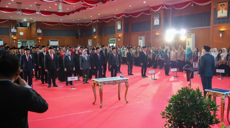 Rotasi 78 Pejabat, Wali Kota Eri Tegaskan Loyalitas untuk Warga