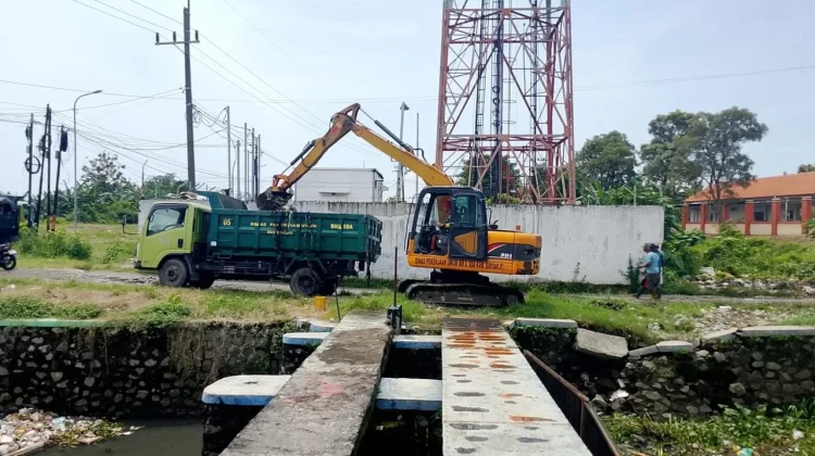 Normalisasi Sungai Dikebut, Pemkab Sidoarjo Tekan Risiko Banjir