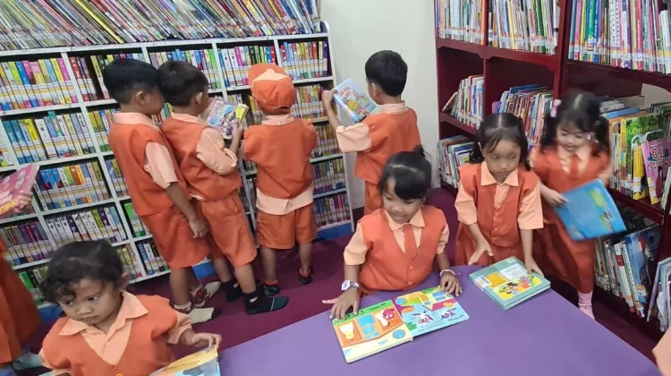 Perpusda Sidoarjo Optimalkan Literasi di tengah Lonjakan Kunjungan Pelajar
