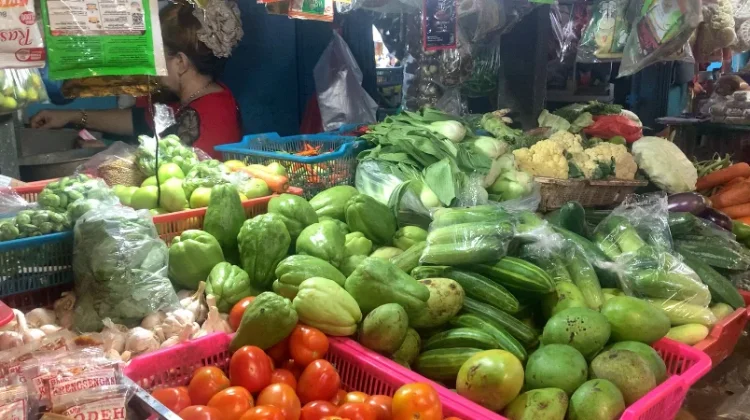 Geopolitik Memanas, Harga Pangan Surabaya Masih Relatif Stabil