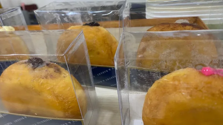 Tren "Donat tanpa Bolong" Bomboloni Jadi Idola Baru