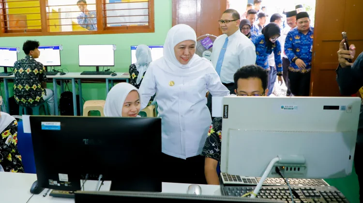 SPMB Jatim 2026 Dibuka, Gubernur Khofifah Pastikan Proses Transparan
