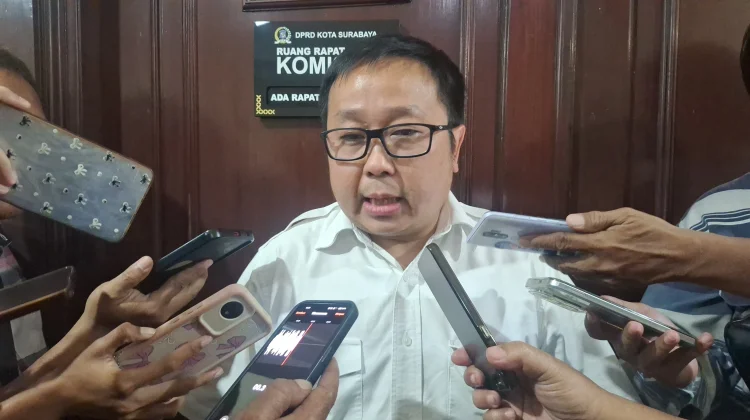 Dorong Keselamatan Pelajar, DPRD Surabaya Dukung Larangan Motor  Siswa SMP