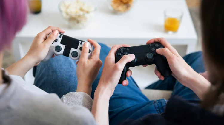 Hukum Penggunaan Emulator Gim Retro: Antara Pelestarian dan Pelanggaran