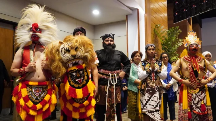 Budaya Tari Jawa Timur yang Mendunia