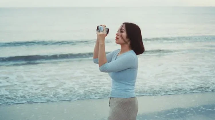 Bernadya Rilis “Rabun Jauh” : Sajikan Luka Harapan lewat Format Video Lirik