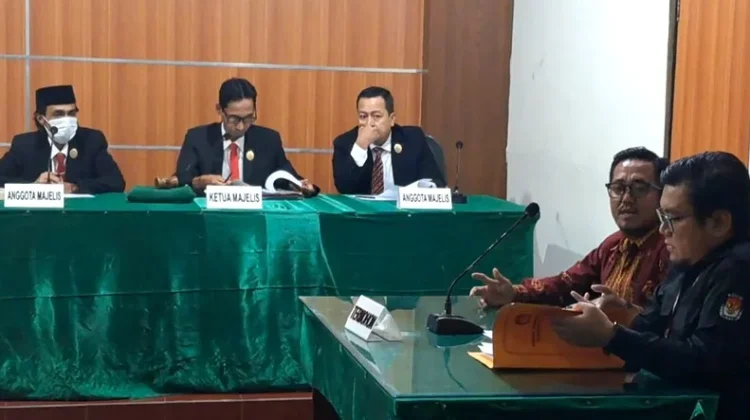 Mediasi Gagal, Sidang Sengketa Ijazah Pejabat Jombang Masuk Tahap Pembuktian