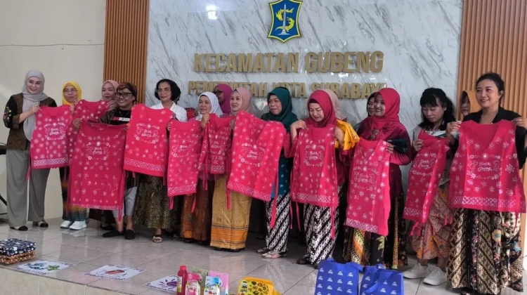 Hari Kartini, Perempuan Gubeng Luncurkan Batik Gasing