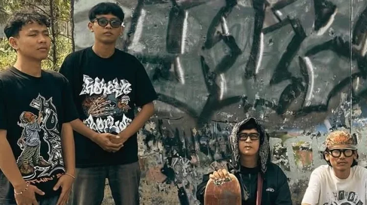 Band Yuka Luapkan Kritik lewat Single Collage Is Trash