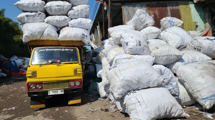 Temuan Investigasi Sebut Plastic Credit Berpotensi Greenwashing Perusahaan