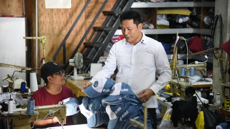 Pemkab Sidoarjo Dorong UMKM Topi Punggul Rajai Pasar Lokal