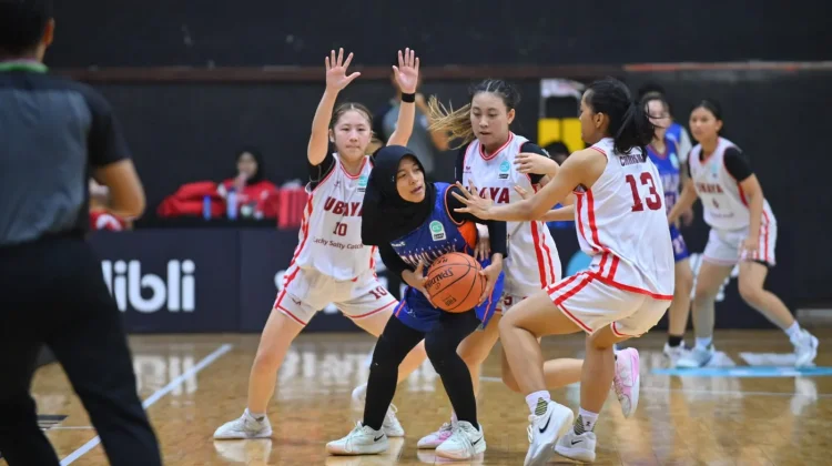 Tim Ubaya Dominan Tembus Final Campus League Basketball Regional Surabaya 2026