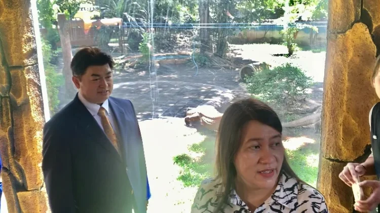 KBS Jalin Kerjasama dengan Izu Zoo Jepang Melalui Program Peminjaman Komodo