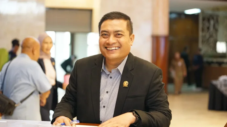 Hardiknas, Dewan Jatim Soroti Pemerataan Akses Pendidikan