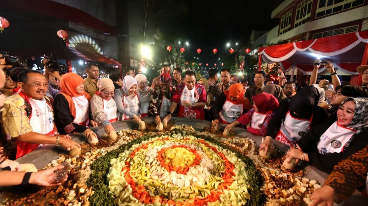 Rujak Uleg dan Vaganza Surabaya Tembus Event Nasional