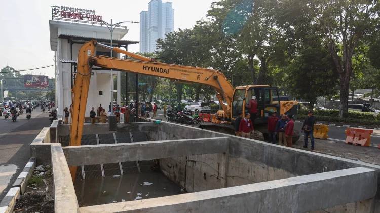 Pemkot Surabaya Perkuat Pengendalian Banjir di Wilayah Selatan