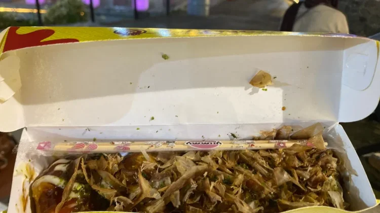Menikmati Sensasi Takoyaki Otentik di Foodcourt