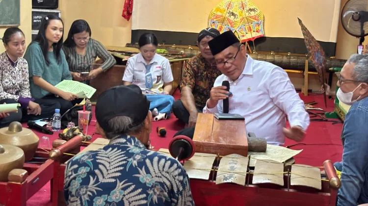 Wayang Tradisional Surabaya Tergerus Hiburan Modern