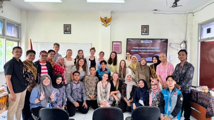 Prodi PBSI UTM Siapkan Generasi Pelestari Bahasa dan Sastra Indonesia