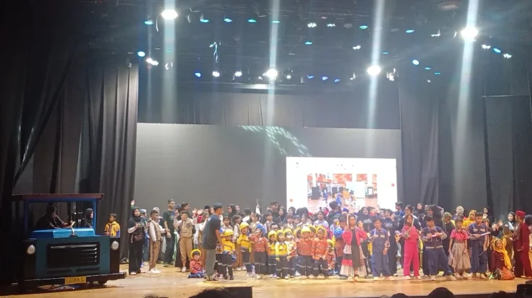 Siswa Cikal Surabaya Belajar Budaya Betawi lewat Seni