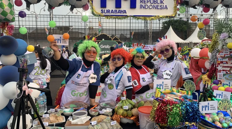 RRI Surabaya Semarakkan Rujak Uleg Bertema Rujak Phoria