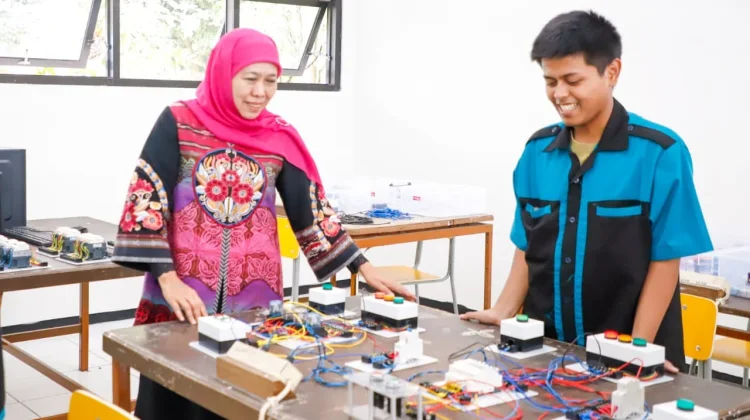 Serapan Lulusan SMK Jatim Tembus 91 Persen Tahun 2026