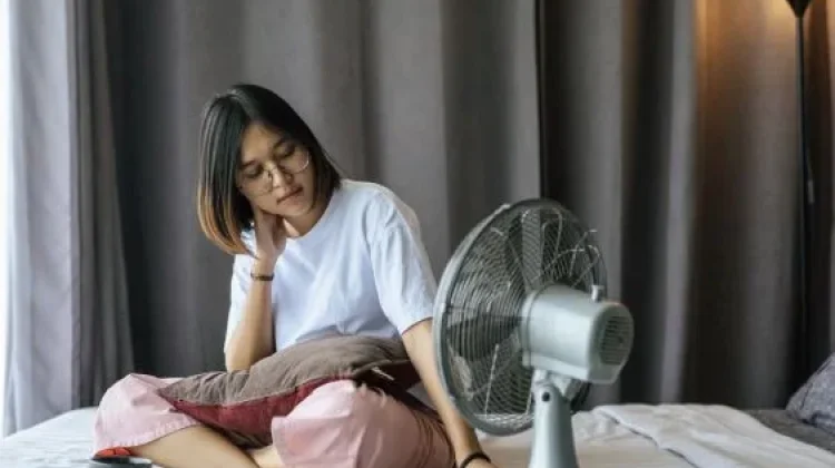 Bolehkan Semalaman Tubuh Tidur dengan Terpapar Kipas?