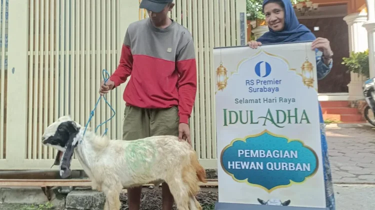 RS Premier Surabaya Tebar Kurban ke 12 Titik