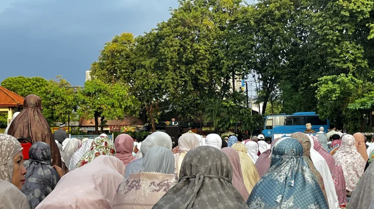 Salat Iduladha Perkuat Takwa dan Kebersamaan Warga