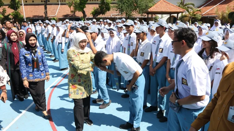 Daya Tampung Sekolah Negeri di Jatim hanya 39,3 Persen
