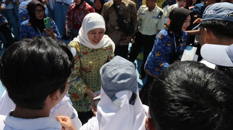 2.016 Sekolah Swasta Sediakan Beasiswa bagi 79.086 Siswa SMA dan SMK