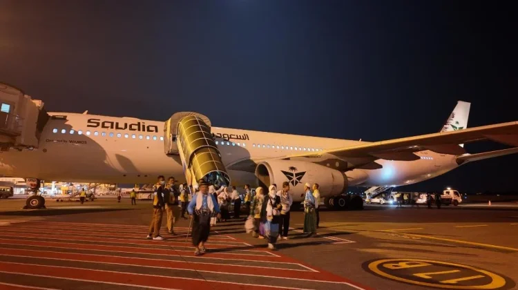 Bandara Juanda Sambut Kepulangan Perdana Jamaah Haji
