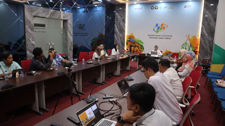 Penumpang Pesawat Domestik ke Jatim Turun 30,92 Persen pada April 2026